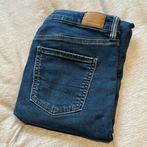 American Eagle Hi-Rise Jeggings size 10 Reg. Next Level Stretch